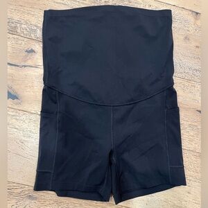 CRZ YOGA Womens Butterluxe Maternity Yoga Biker Shorts Pockets 5" Over The Belly